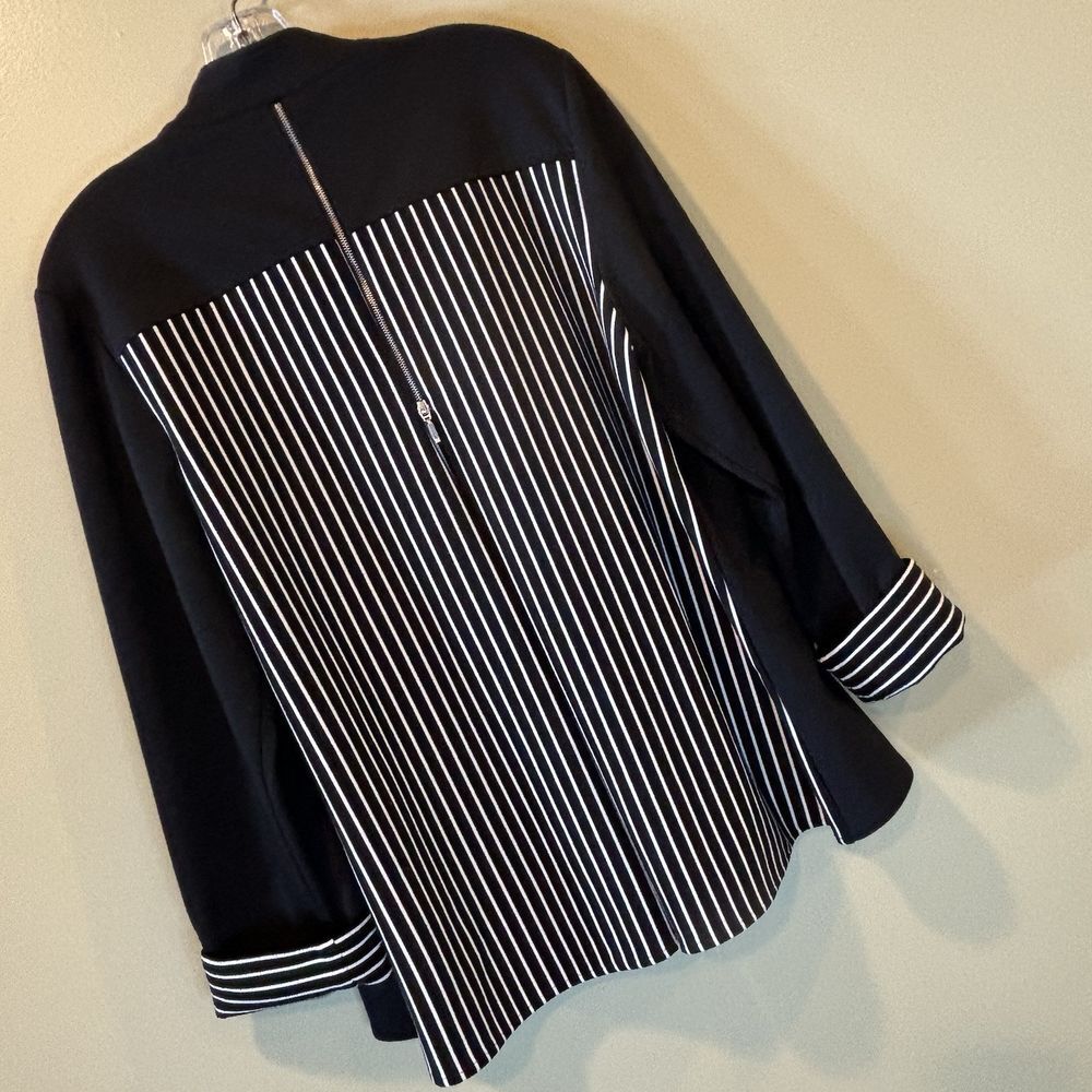 Chicos Womens 2 Large Black White Striped Top Open Front Cardigan Casual 12 - Picture 6 of 14